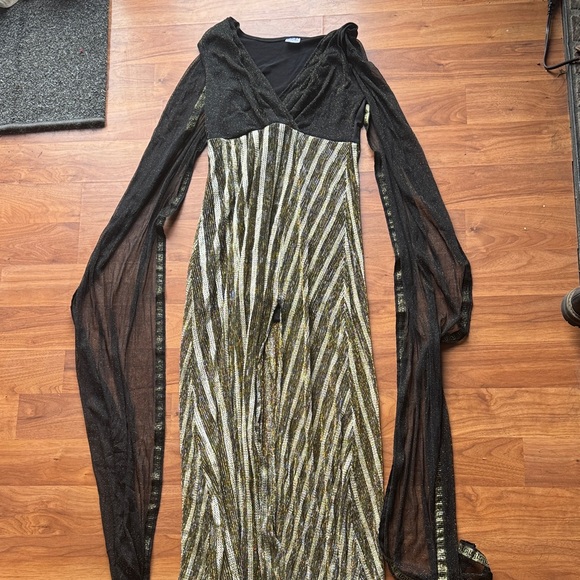 Spirit Black and Gold Long Sleeve Greek Goddess Dress - Picture 1 of 5